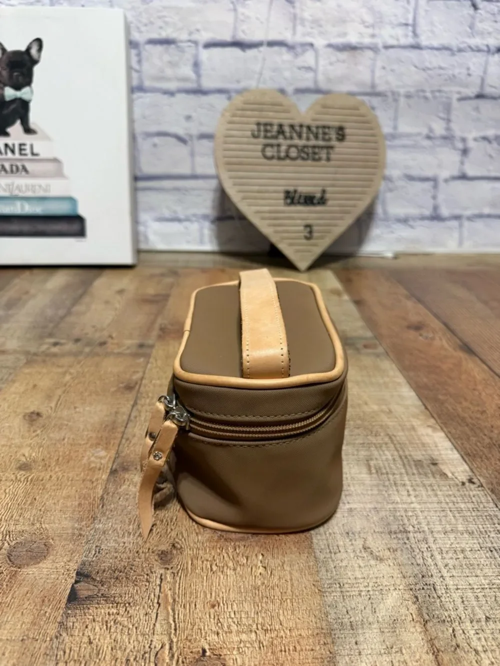 Jon Hart Makeup Case Susanne